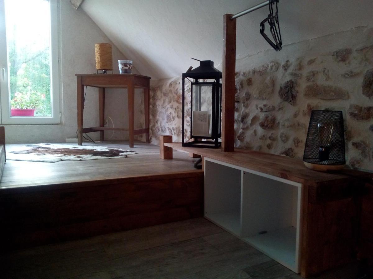 Les Chambres Du Vau Profond Vernoil Bagian luar foto
