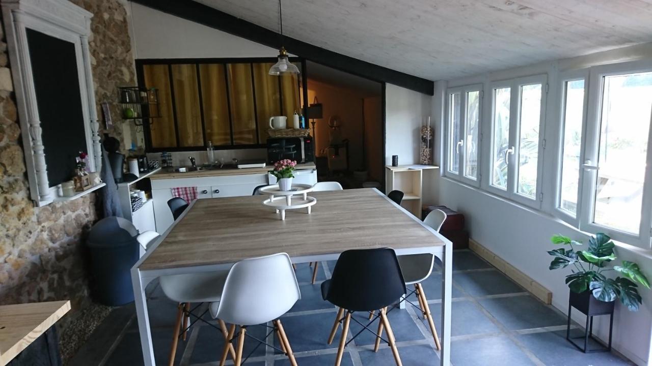 Les Chambres Du Vau Profond Vernoil Bagian luar foto